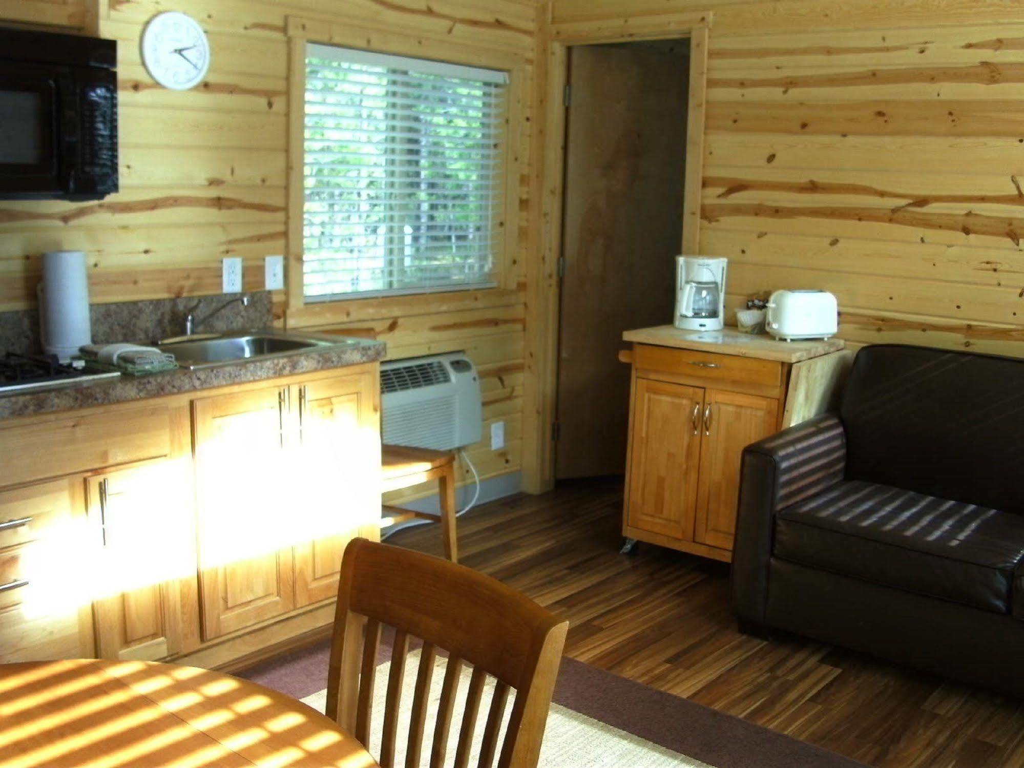 Bend-Sunriver Rv Campground Three Rivers Eksteriør bilde
