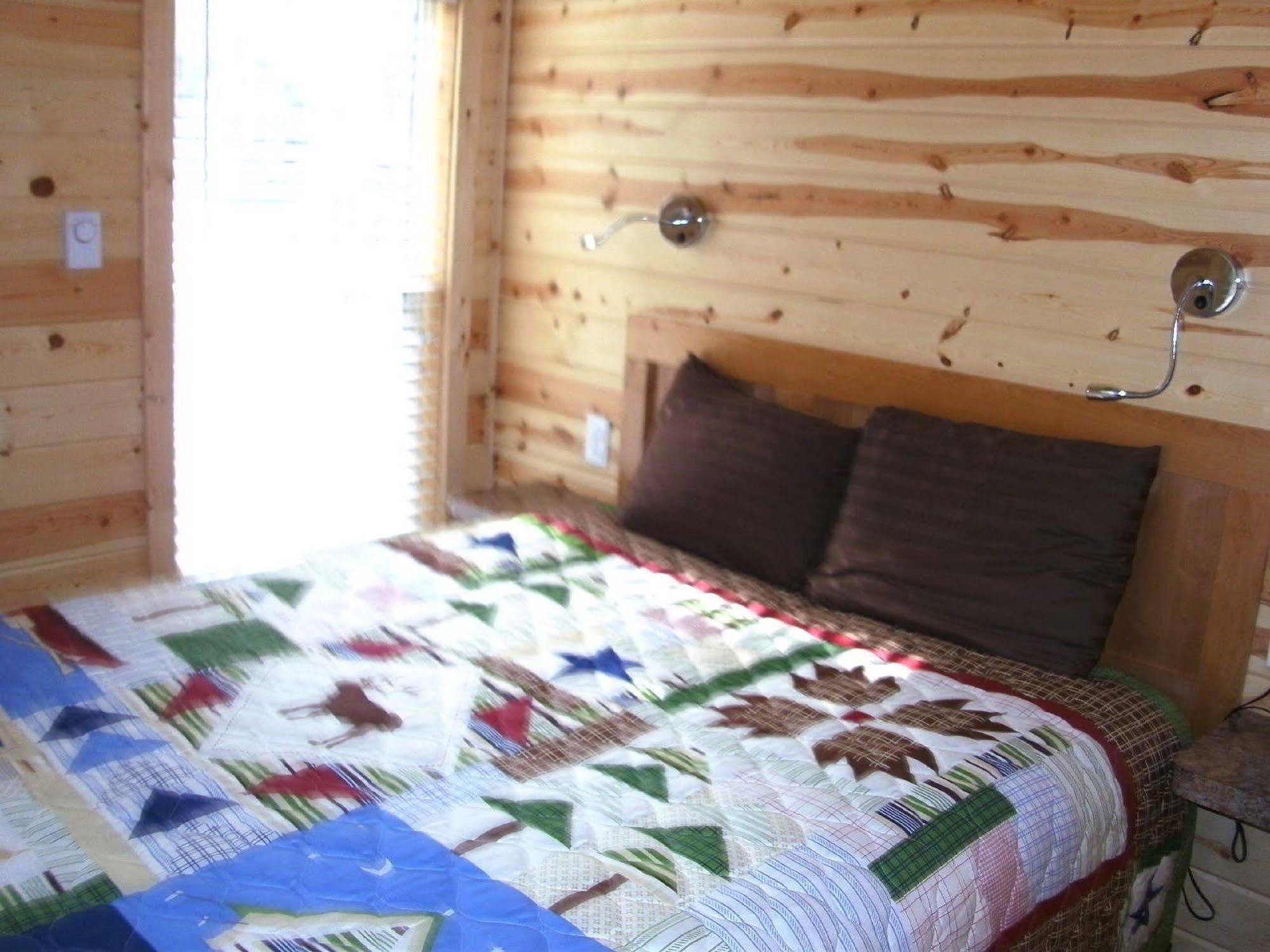 Bend-Sunriver Rv Campground Three Rivers Eksteriør bilde